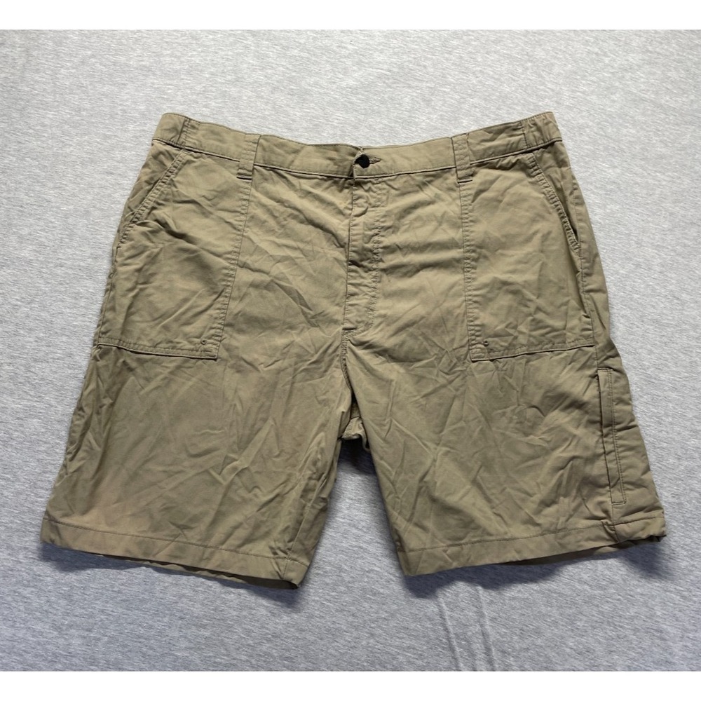 Wrangler Seneca Shorts Mens 42 Beige Utility Pocket Hiking Work Outdoor Everyday